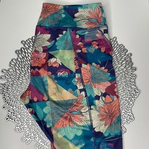Slightly worn medium Lularoe Jade athletic leggings